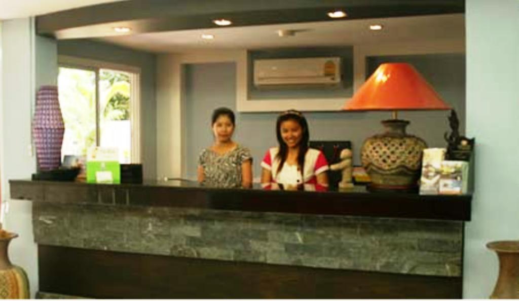 Oasis Inn Bangkok Esterno foto